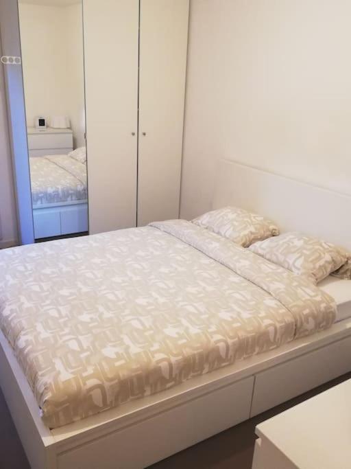 Joli Appartement Avec Jardin Et 2 Parkings Prives Argenteuil Ngoại thất bức ảnh